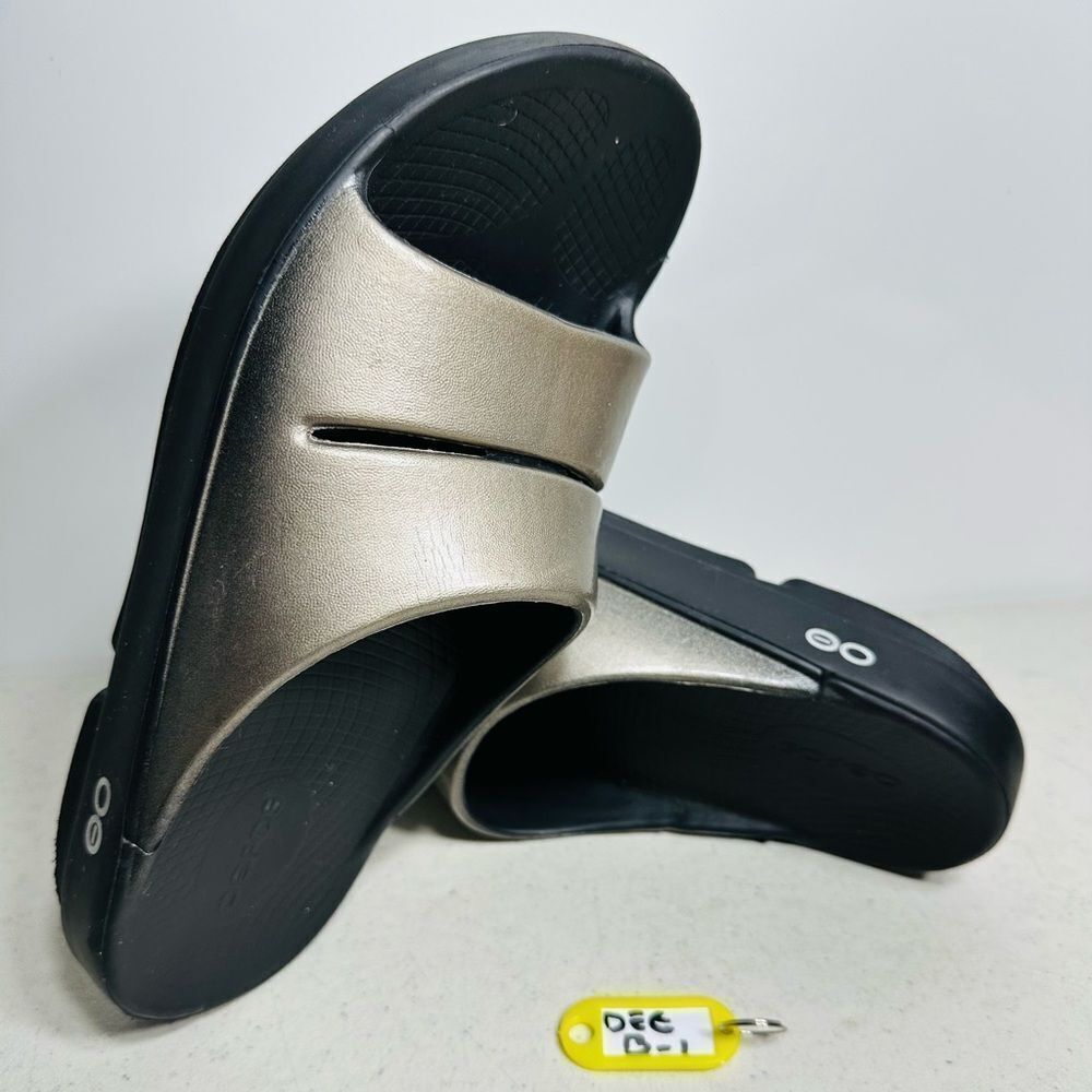 OOFOS OOAHH Luxe Slides Metallic Latte Slip On Comfort Recovery Women's US 9